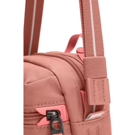 PACSAFE Go micro Crossbody rose - Afbeelding 4