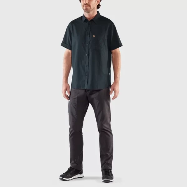 FJALLRAVEN Övik Travel Shirt SS M nvy-grn - Afbeelding 3