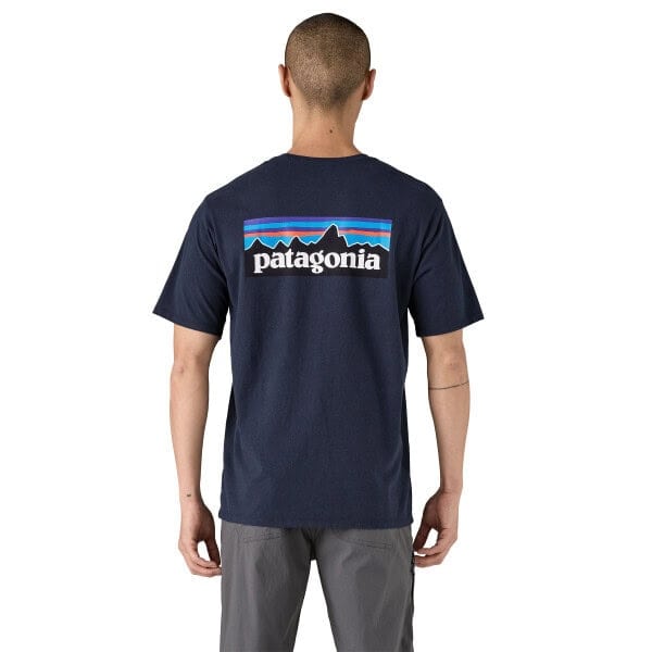 PATAGONIA Men's P-6 Logo Responsibili-Tee - New Navy - Afbeelding 2